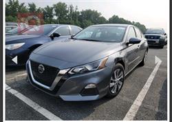 نيسان ألتيما